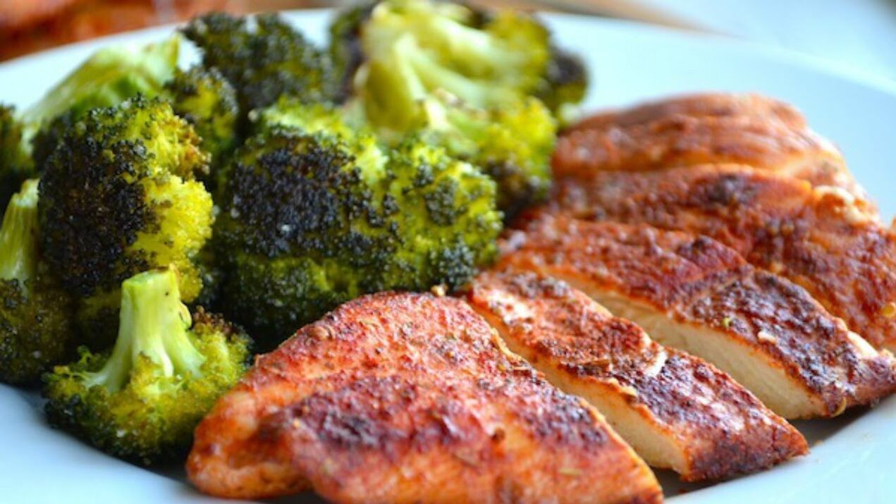 Chicken Breasts with Broccoli for a 6 Flower Diet